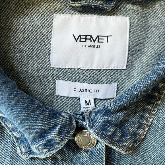 Vervet Women’s Distressed Denim Jean Jacket Size M Blue Classic Fit Casual - Picture 8 of 12